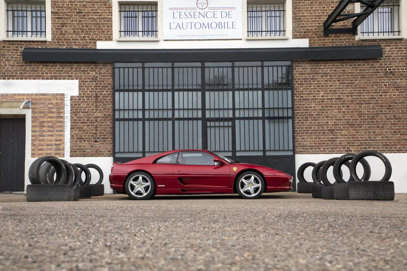 Ferrari F355