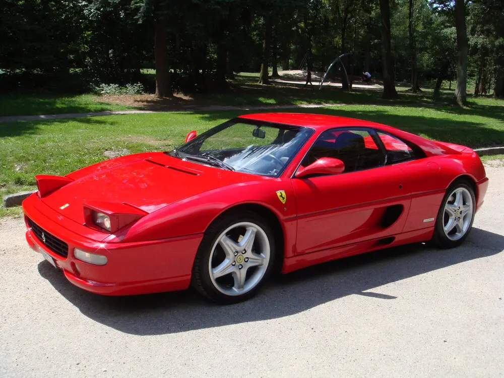 Détail de carrosserie de la Ferrari F355
